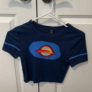 Small sized crop tee